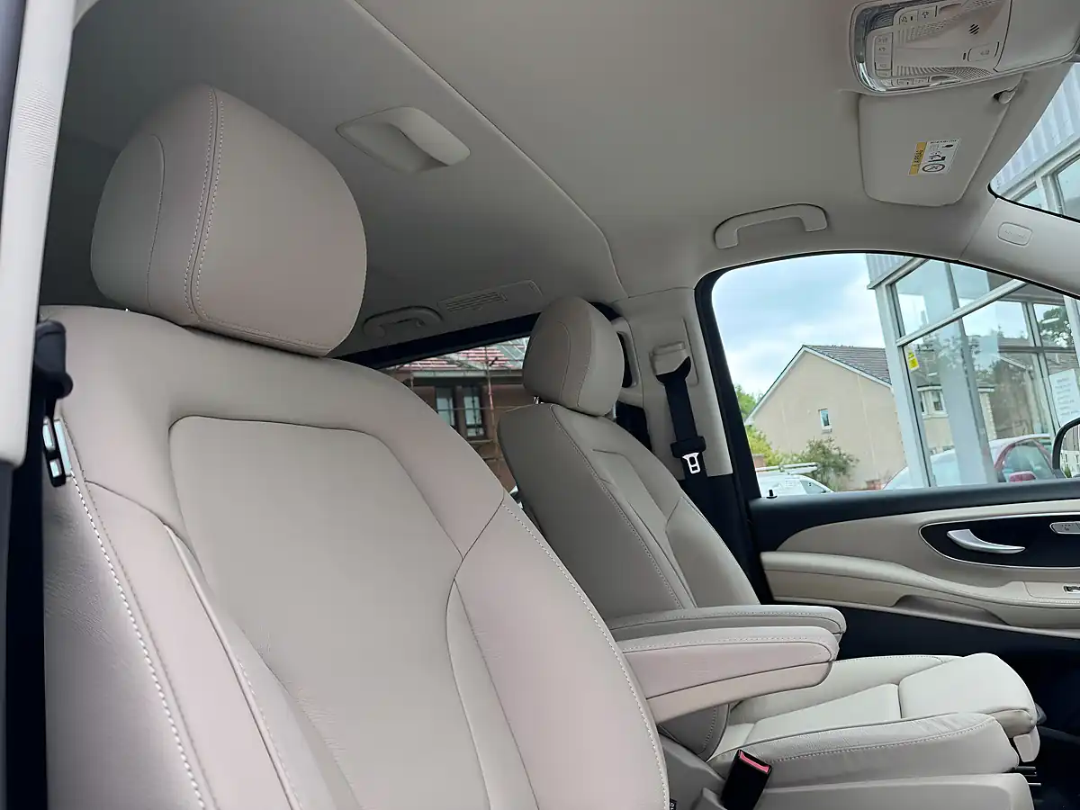 Used 2025 Mercedes-Benz V Class Premium Multicolour - Interior and Exterior details 9