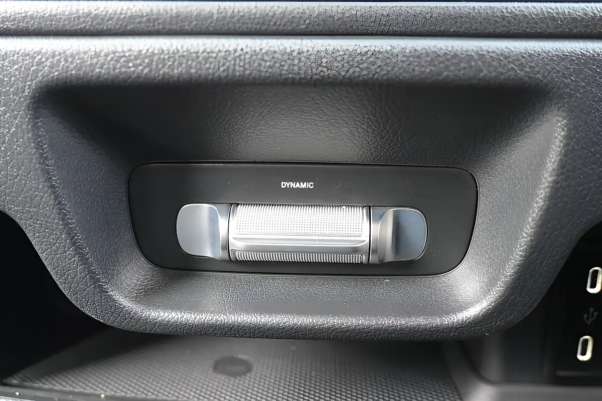 Used 2025 Mercedes-Benz Vito Pro Tourer Grey - Interior and Exterior details 11