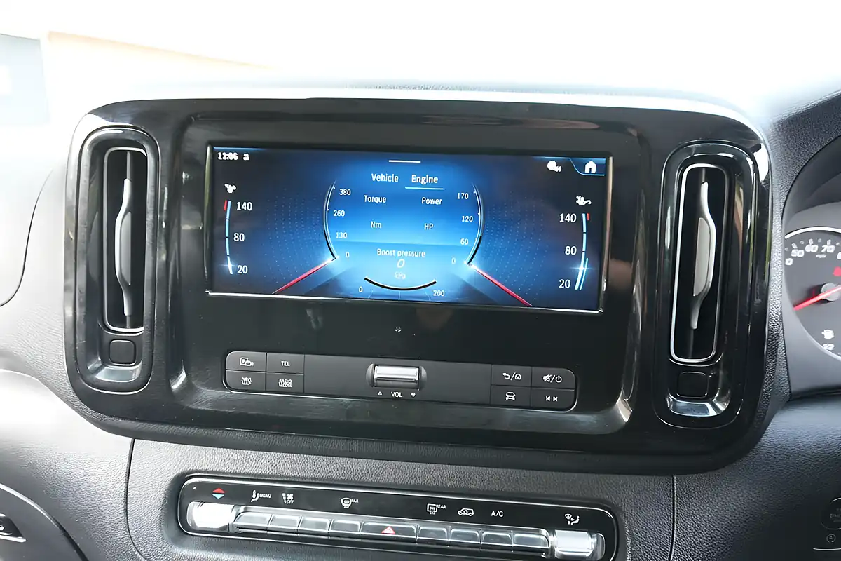 Used 2025 Mercedes-Benz Vito Pro Tourer Grey - Interior and Exterior details 16
