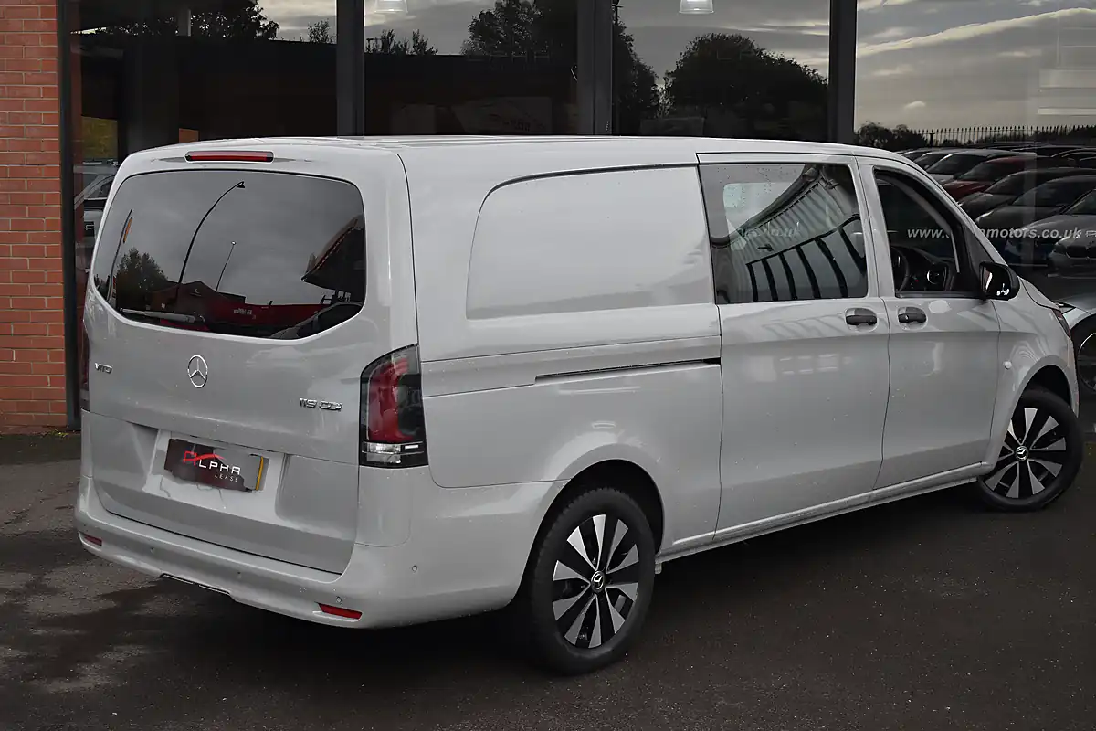 Used 2025 Mercedes-Benz Vito Select Crew Van Double Cab Alpine Grey - Interior and Exterior details 5