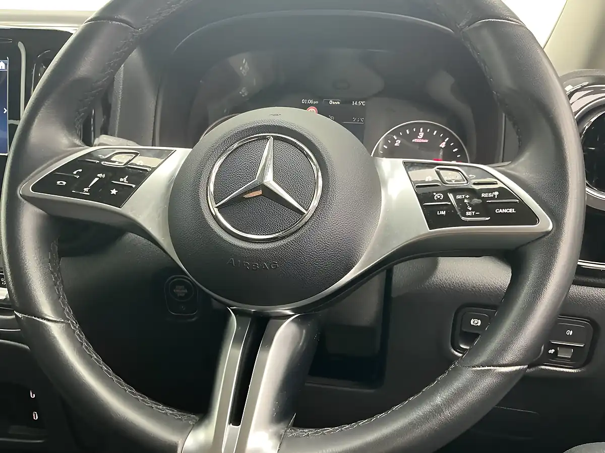 Used 2025 Mercedes-Benz Vito Select Crew Van Double Cab Grey - Interior and Exterior details 11