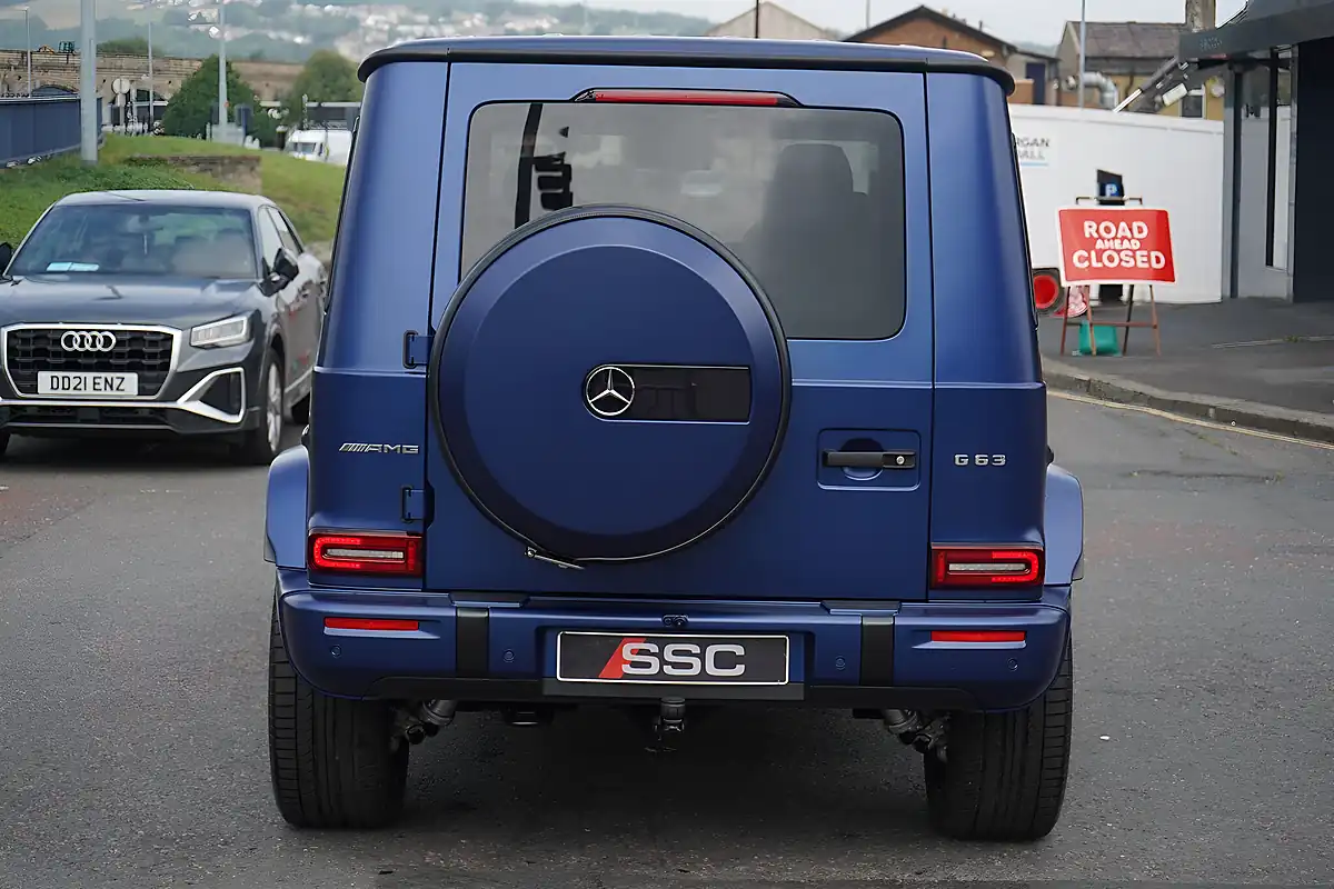 Used 2025 Mercedes G Class AMG Manufaktur Edition Blue - Interior and Exterior details 10