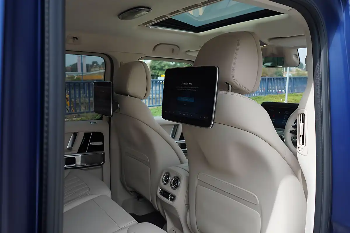 Used 2025 Mercedes G Class AMG Manufaktur Edition Blue - Interior and Exterior details 4