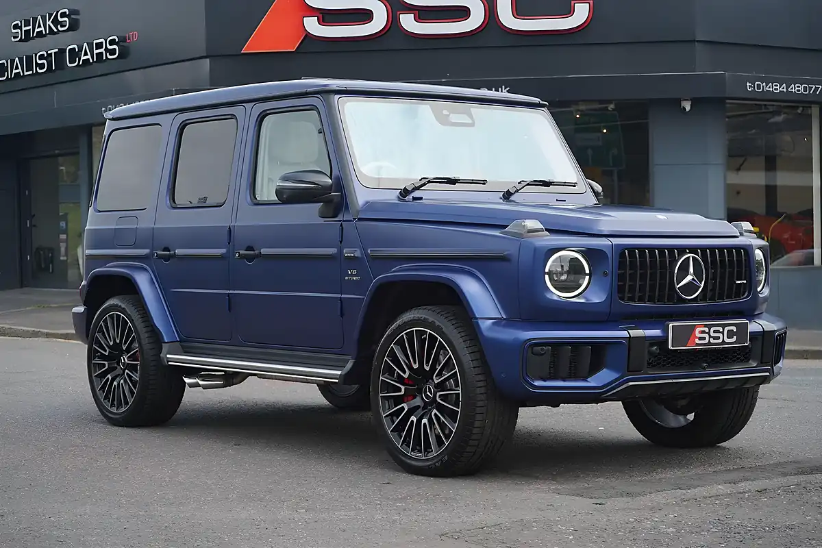 Used 2025 Mercedes G Class AMG Manufaktur Edition Blue - Interior and Exterior details 6