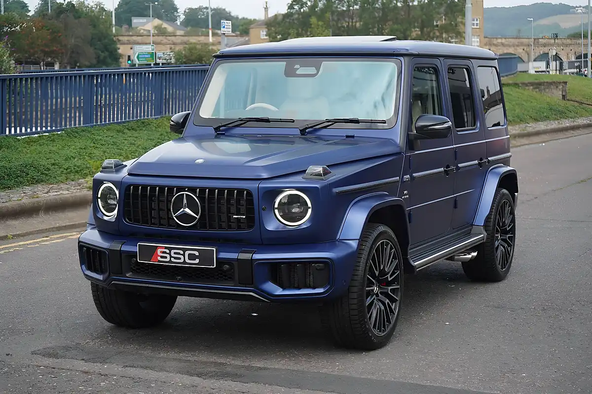 Used 2025 Mercedes G Class AMG Manufaktur Edition Blue - Interior and Exterior details 8