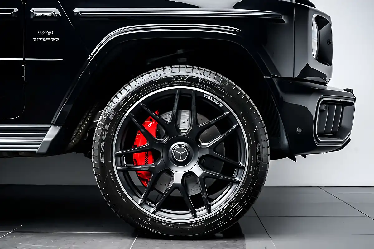 Used 2025 Mercedes G Class AMG Obsidian Black - Interior and Exterior details 10