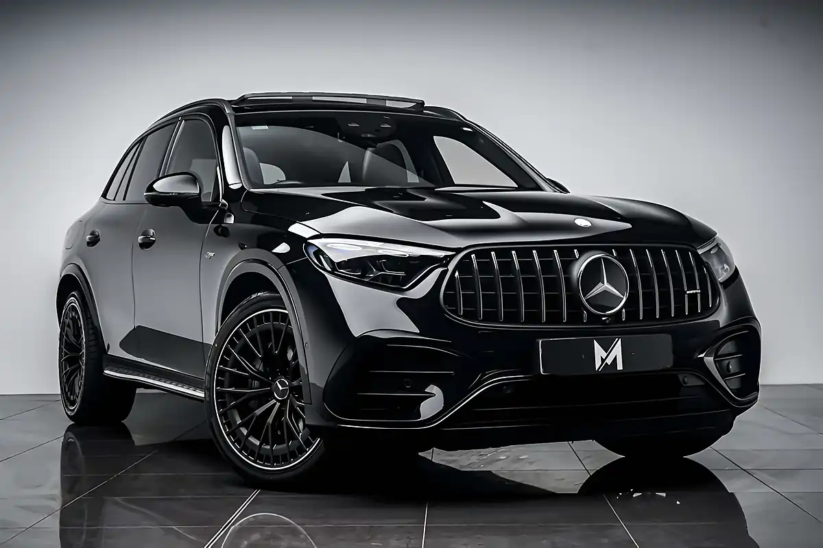 Used 2025 Mercedes Glc Night Edition (premium Plus) Obsidian Black - Front View
