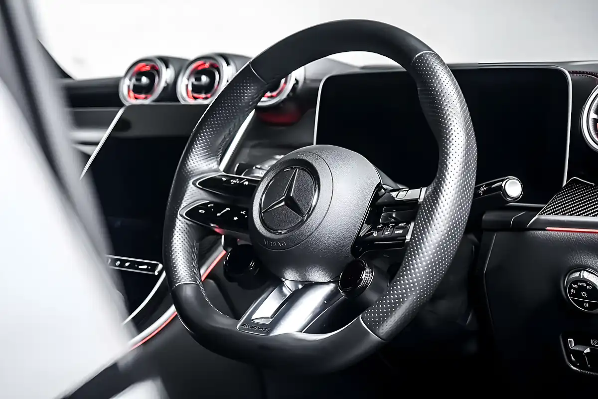 Used 2025 Mercedes Glc Night Edition (premium Plus) Obsidian Black - Interior and Exterior details 18
