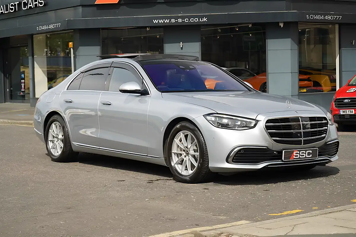 Used 2025 Mercedes S500 AMG Line (premium Plus) - Interior and Exterior details 4