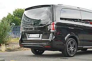 Used 2025 Mercedes V300 Premium Obsidian Black - Interior and Exterior details 16