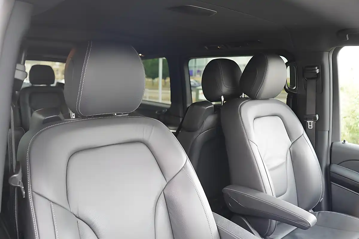 Used 2025 Mercedes V300 Premium Obsidian Black - Interior and Exterior details 2