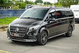 Used 2025 Mercedes V300 Premium Obsidian Black - Interior and Exterior details 6