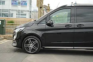 Used 2025 Mercedes V300 Premium Obsidian Black - Interior and Exterior details 8