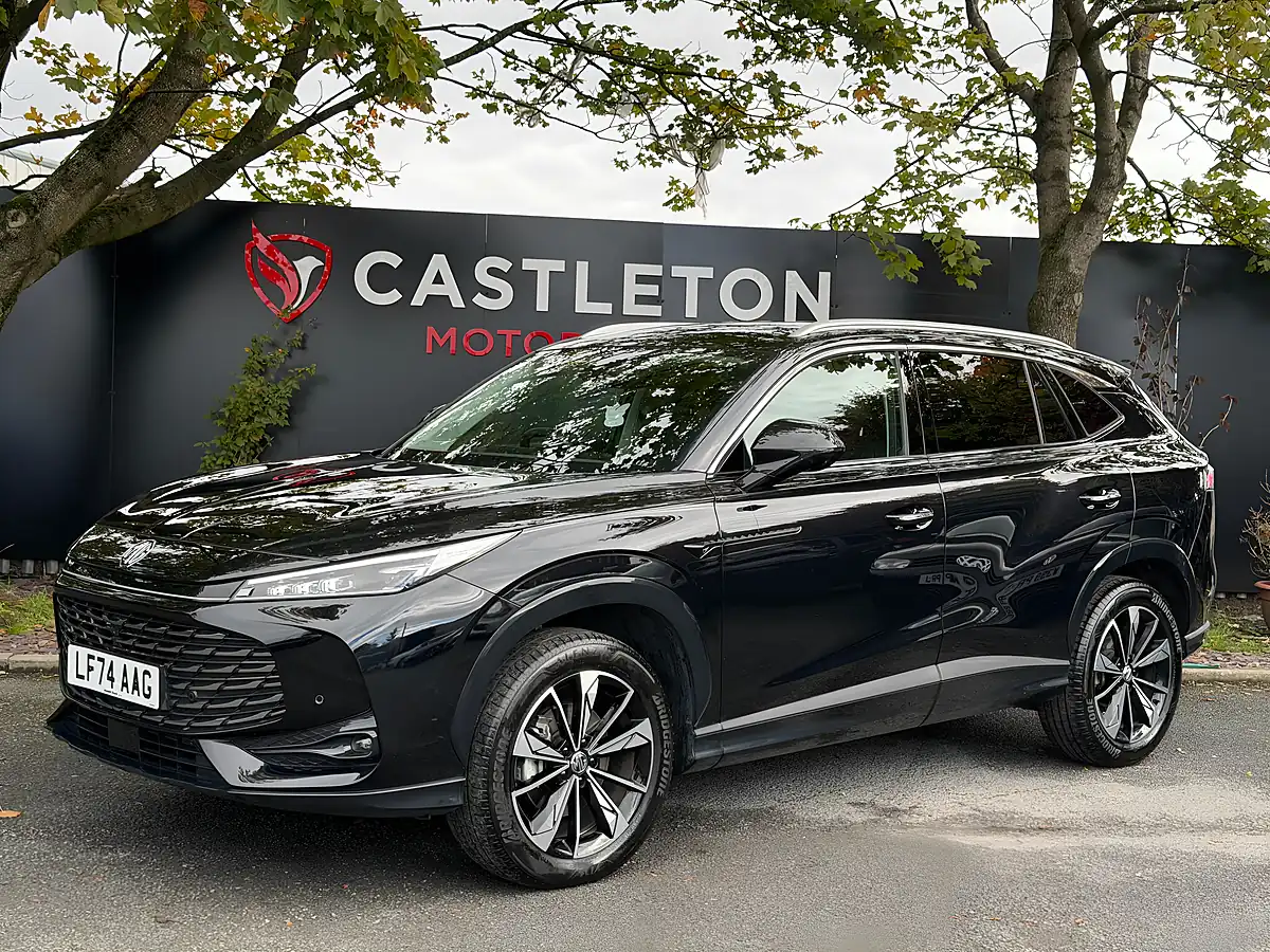 Used 2025 MG HS Trophy Black - Interior and Exterior details 11