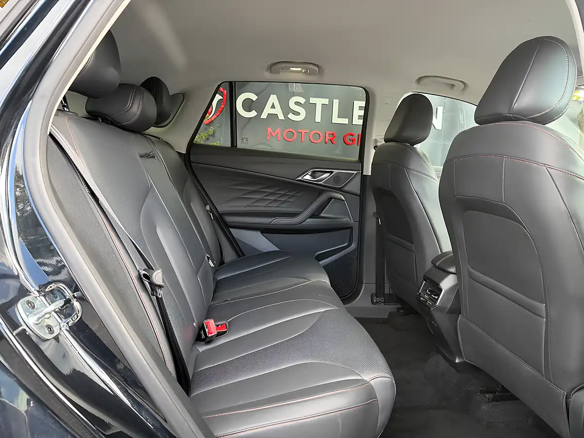 Used 2025 MG HS Trophy Black - Interior and Exterior details 13
