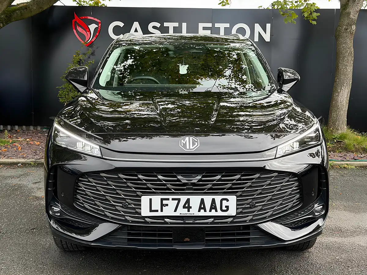 Used 2025 MG HS Trophy Black - Interior and Exterior details 5
