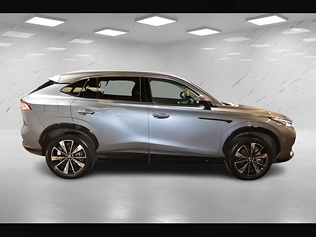Used 2025 MG Hs Trophy Hampstead Grey - Interior and Exterior details 9