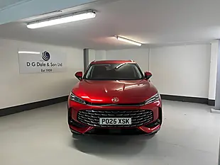 Used 2025 MG Hs Trophy Red - Interior and Exterior details 2