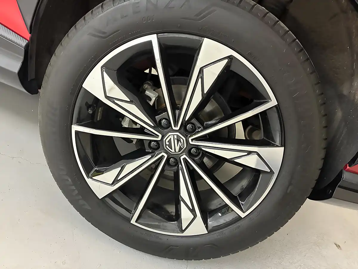 Used 2025 MG Hs Trophy Red - Interior and Exterior details 8