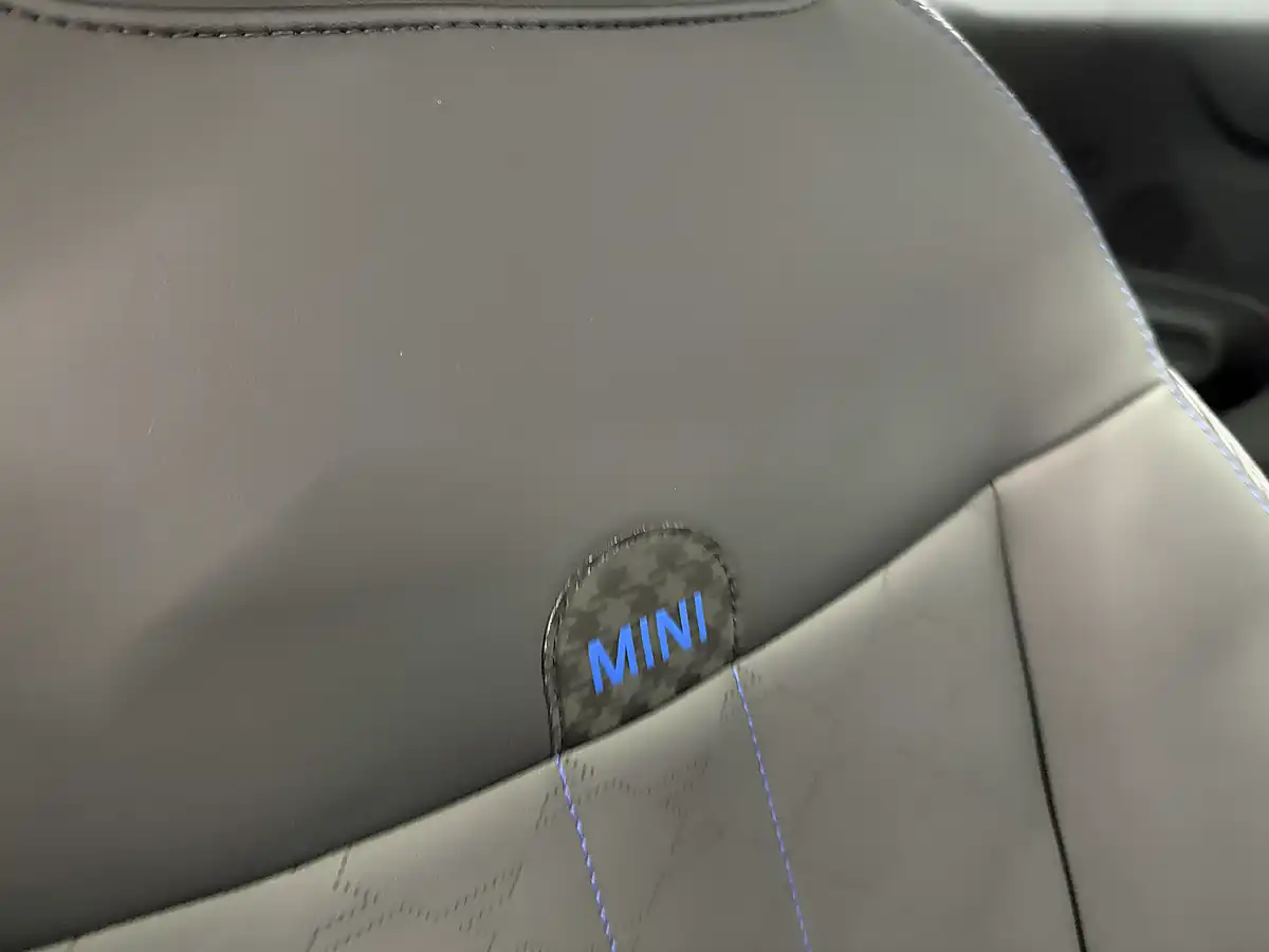 Used 2025 MINI Cooper Classic Hatchback Silver - Interior and Exterior details 11