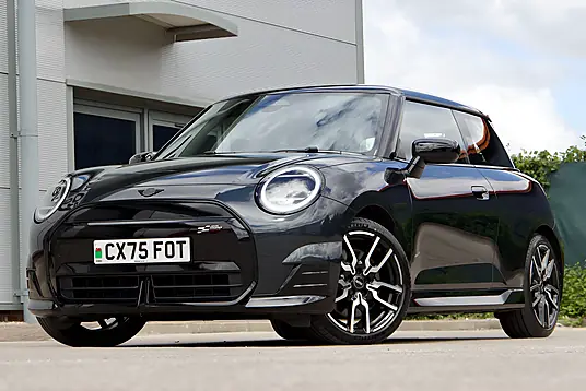 2025 MINI Electric Cooper SE 54.2kWh Sport
