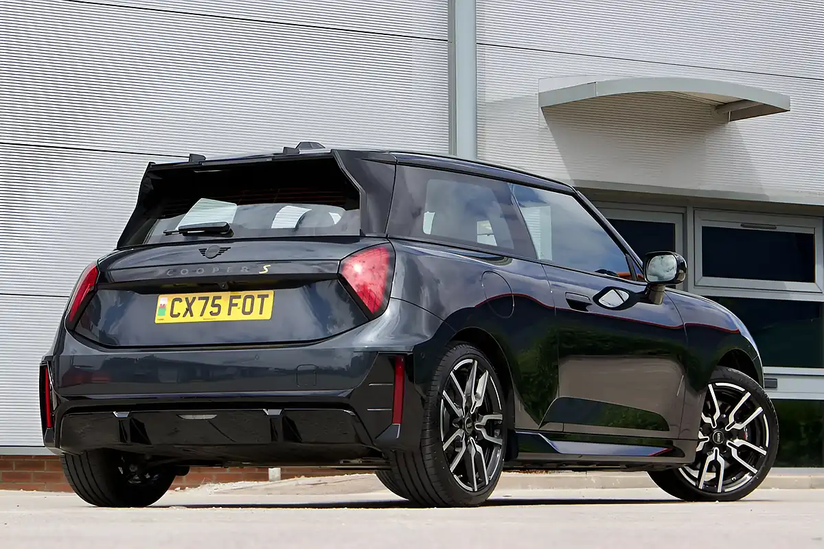 Used 2025 MINI Electric Cooper Sport Legend Grey - Interior and Exterior details 10