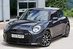 Used 2025 MINI Electric Cooper Sport Legend Grey - Interior and Exterior details 16