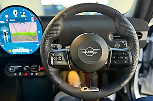 Used 2025 MINI Hatch C Sport White - Interior and Exterior details 15