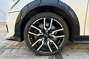 Used 2025 MINI Hatch C Sport White - Interior and Exterior details 8