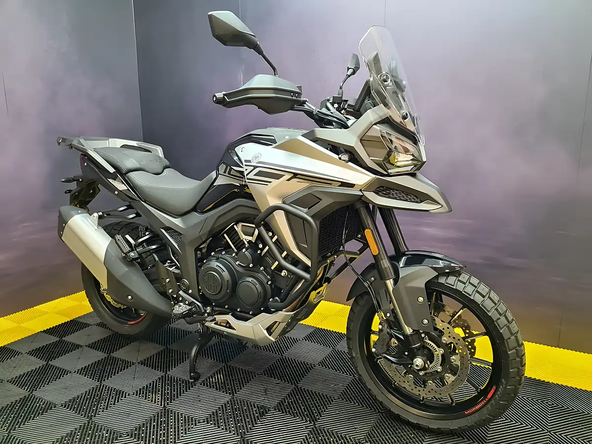 Used 2025 Morbidelli T1002V Ex-Demo Grey - Interior and Exterior details 4