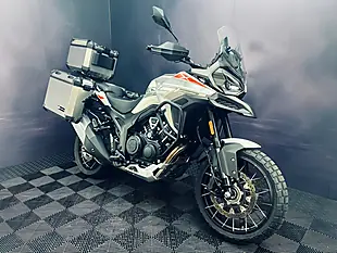Used 2025 Morbidelli T1002VX White - Interior and Exterior details 4