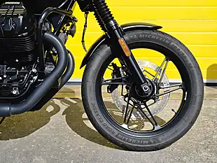 Used 2025 Moto Guzzi V7 Black - Interior and Exterior details 7