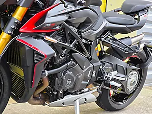 Used 2025 Mv Agusta Brutale Rr Black - Interior and Exterior details 14