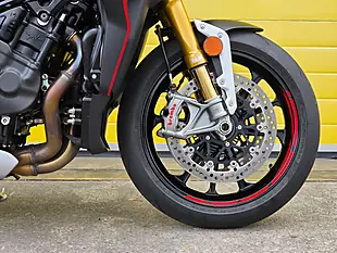Used 2025 Mv Agusta Brutale Rr Black - Interior and Exterior details 17