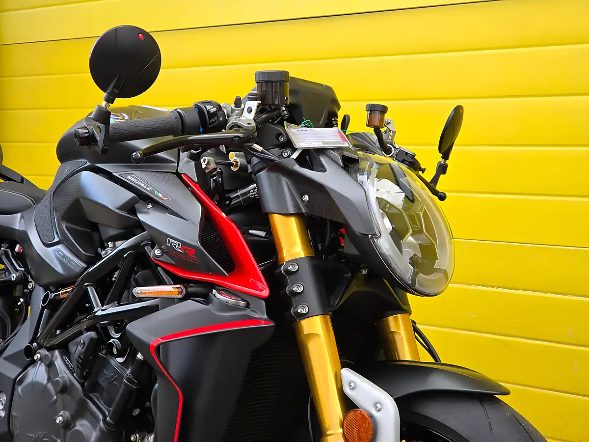 Used 2025 Mv Agusta Brutale Rr Black - Interior and Exterior details 18