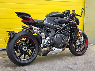 Used 2025 Mv Agusta Brutale Rr Black - Interior and Exterior details 4