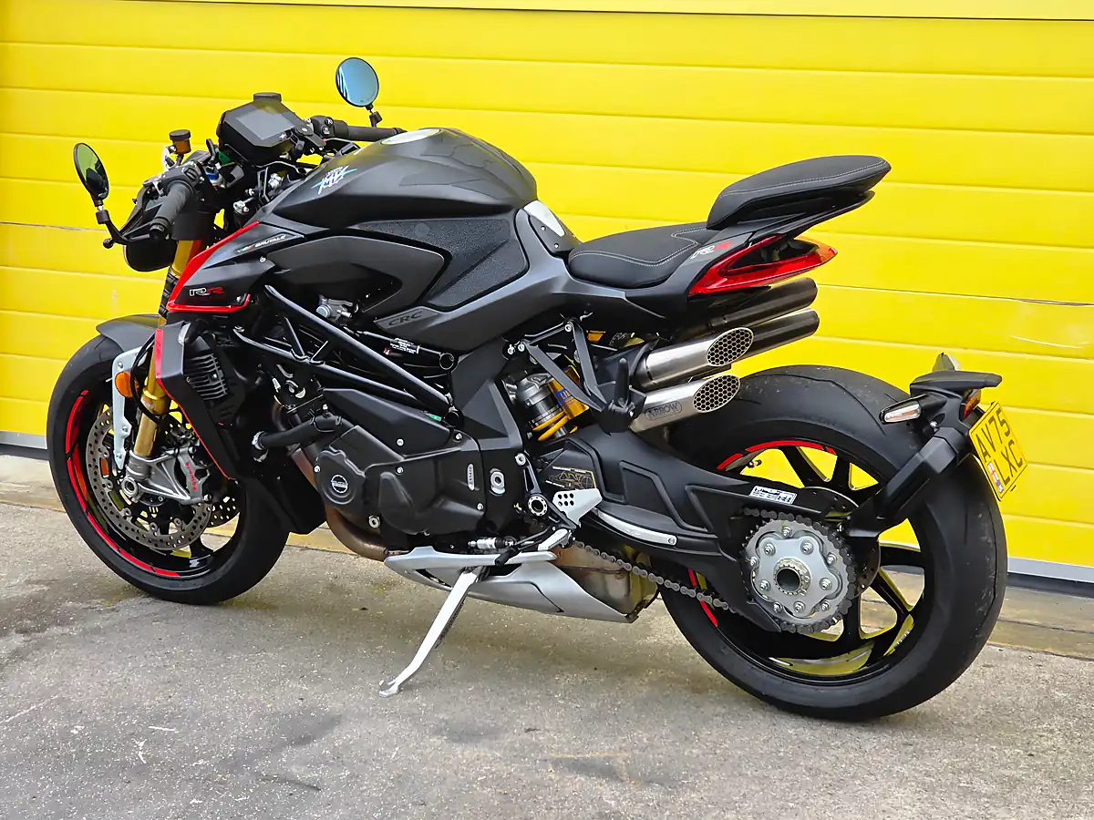 Used 2025 Mv Agusta Brutale Rr Black - Interior and Exterior details 6