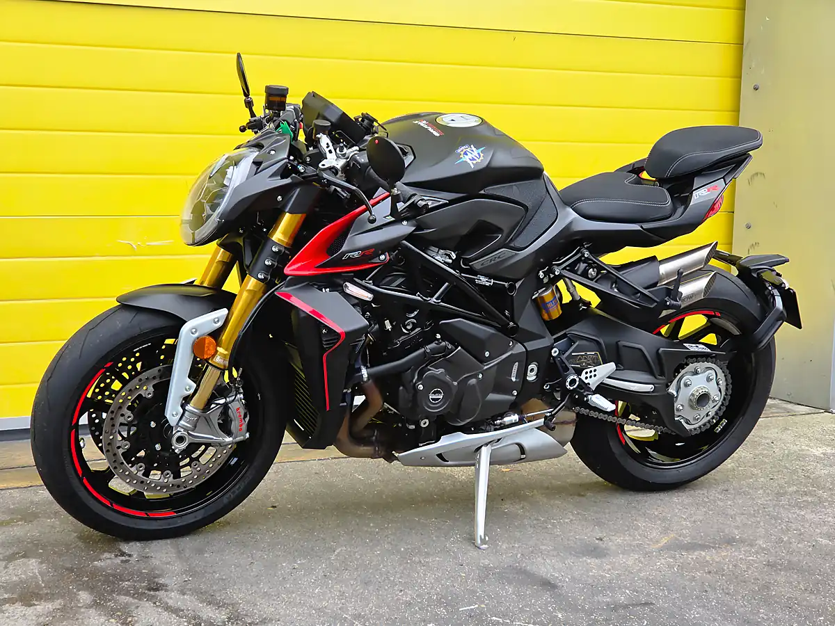 Used 2025 Mv Agusta Brutale Rr Black - Interior and Exterior details 7