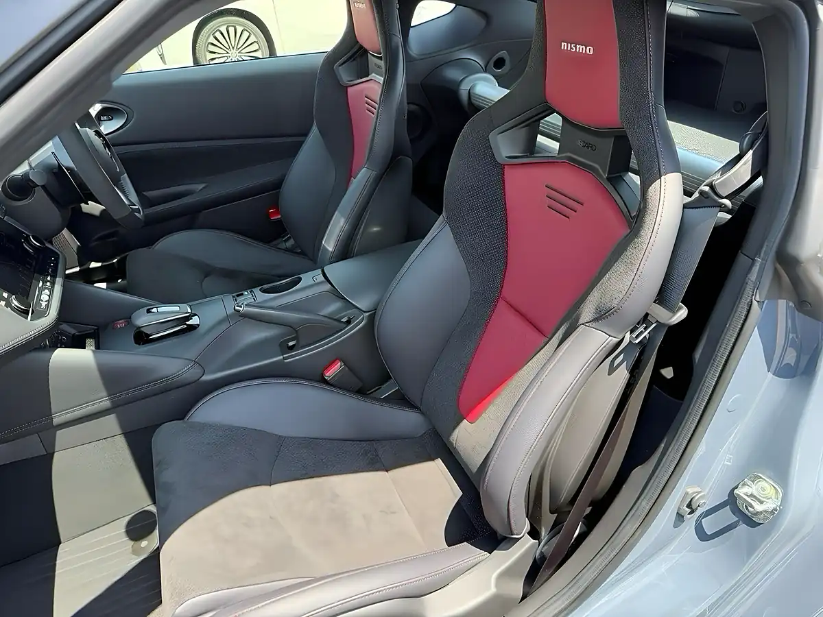 Used 2025 Nissan Fairlady Z Nismo Grey - Interior and Exterior details 12