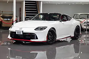 Used 2025 Nissan Fairlady Z Nismo White - Interior and Exterior details 3