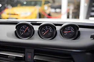 Used 2025 Nissan Fairlady Z Nismo White - Interior and Exterior details 7