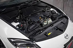 Used 2025 Nissan Fairlady Z Nismo White - Interior and Exterior details 9