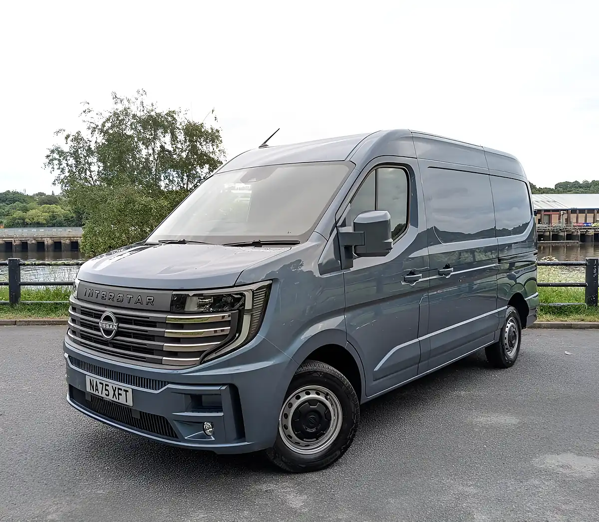 Used 2025 Nissan Interstar Acenta Blue Grey Metallic - Front View