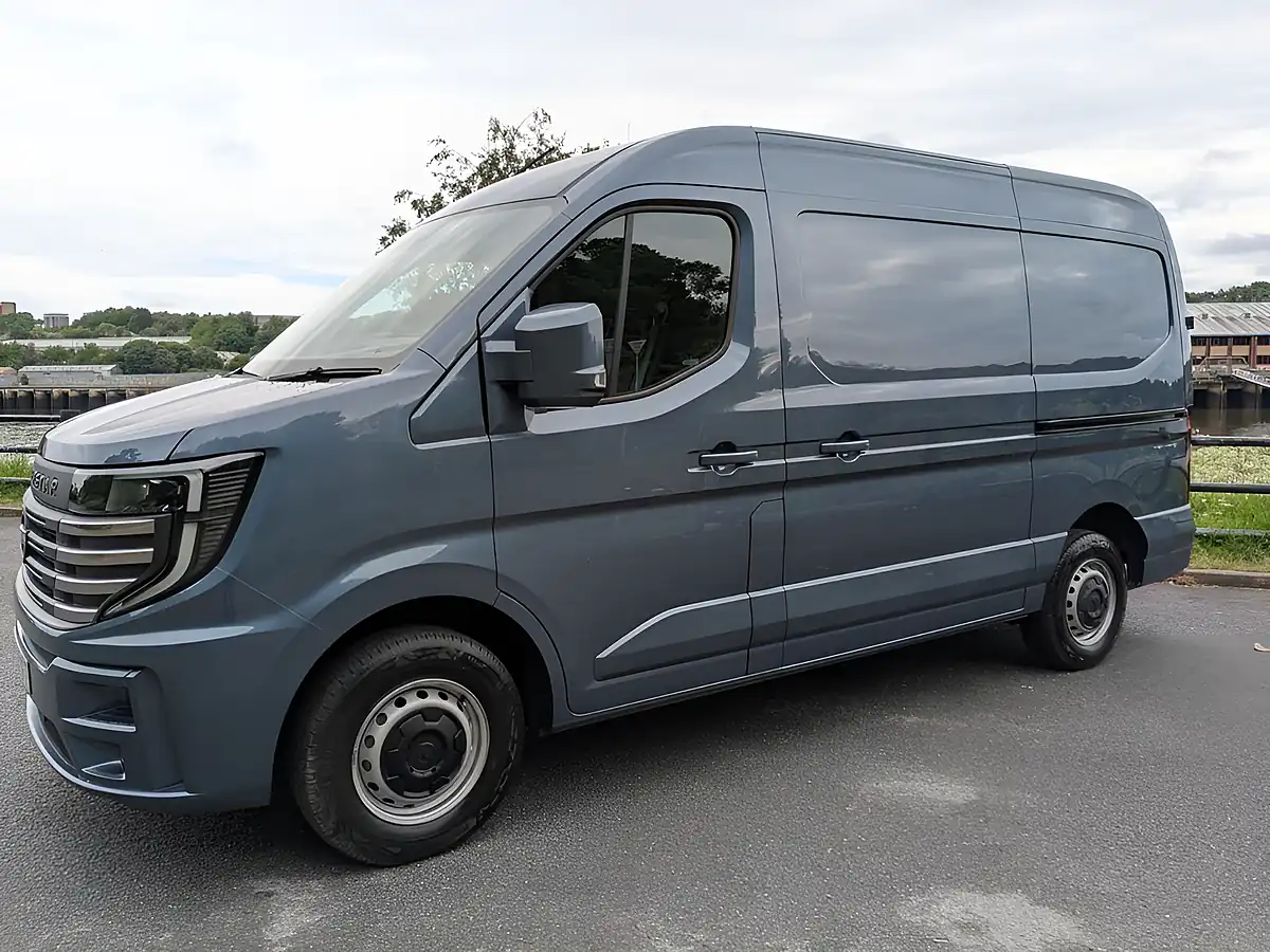 Used 2025 Nissan Interstar Acenta Blue Grey Metallic - Interior and Exterior details 5