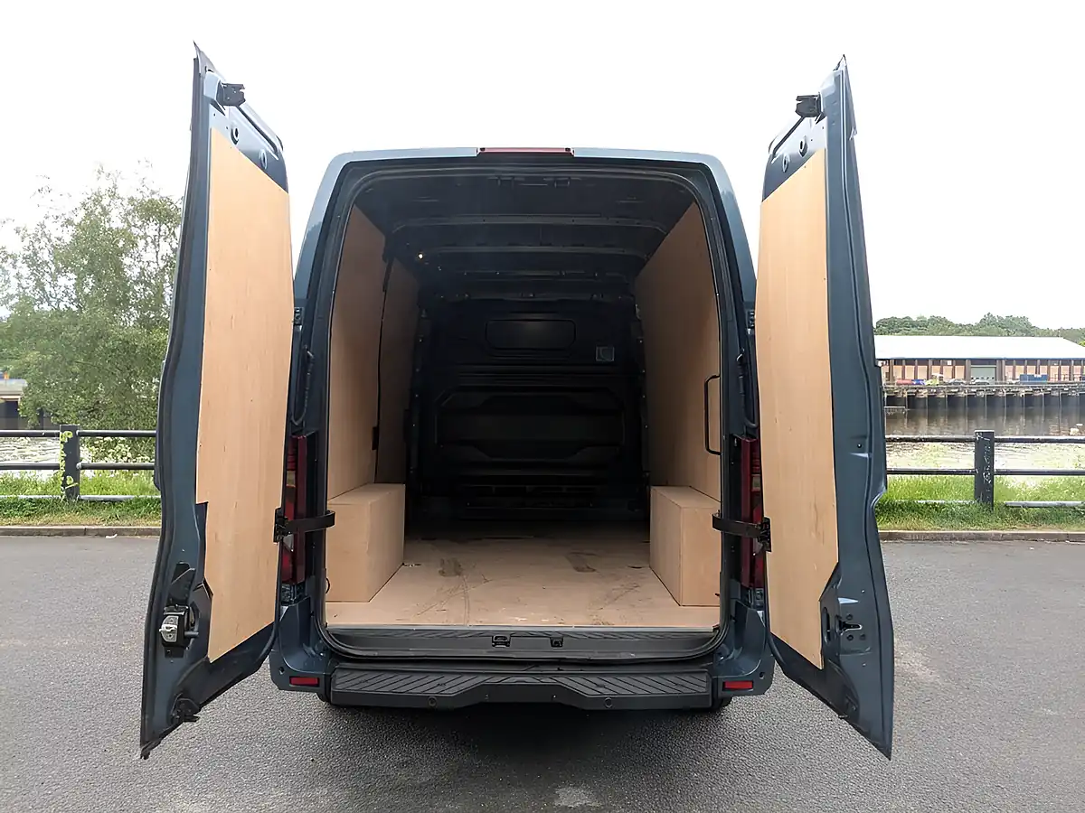 Used 2025 Nissan Interstar Acenta Blue Grey Metallic - Interior and Exterior details 9