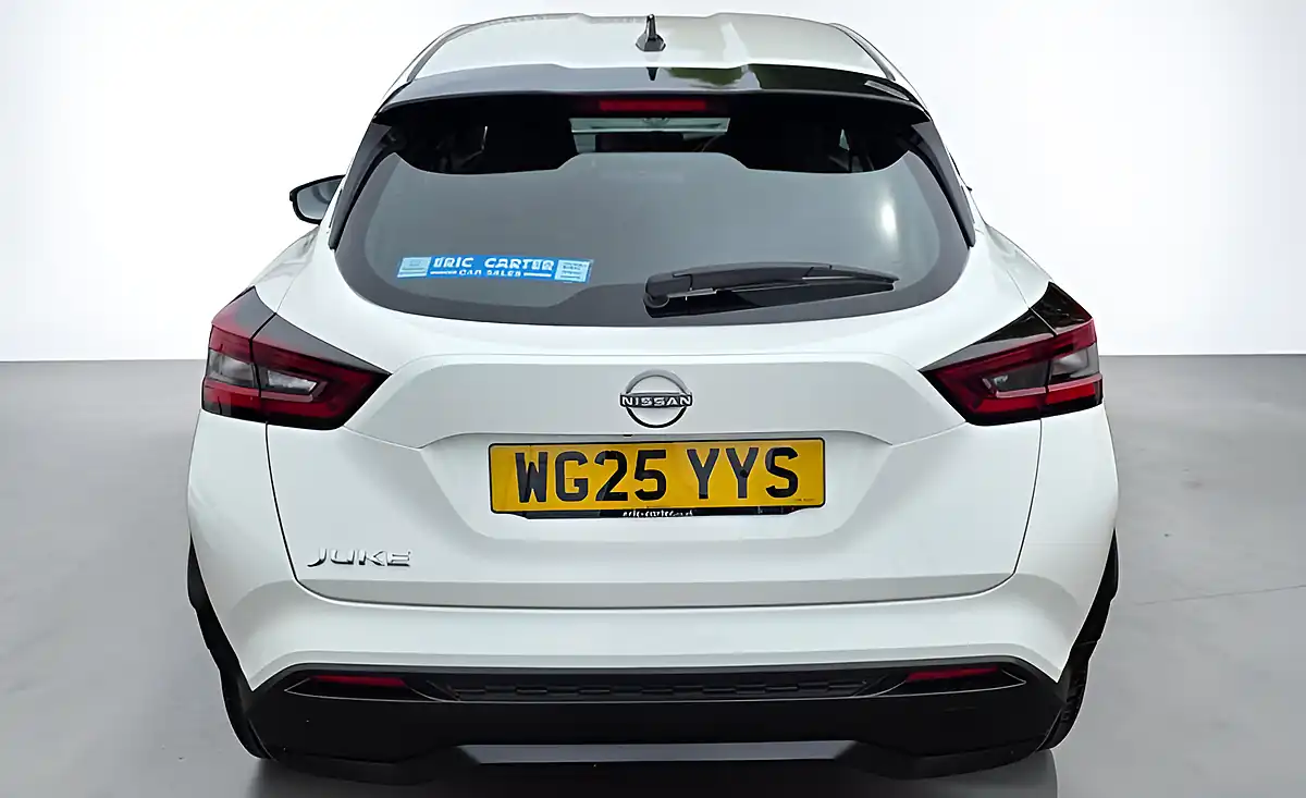 Used 2025 Nissan Juke Acenta Premium Arctic White - Interior and Exterior details 3