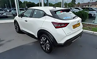 Used 2025 Nissan Juke Acenta Premium Arctic White - Interior and Exterior details 4