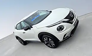 Used 2025 Nissan Juke Acenta Premium Arctic White - Interior and Exterior details 8