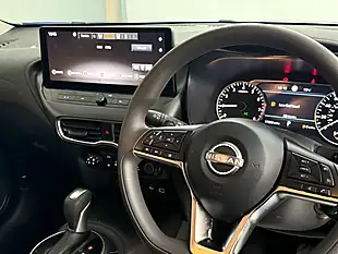Used 2025 Nissan Juke Acenta Premium Blue - Interior and Exterior details 2