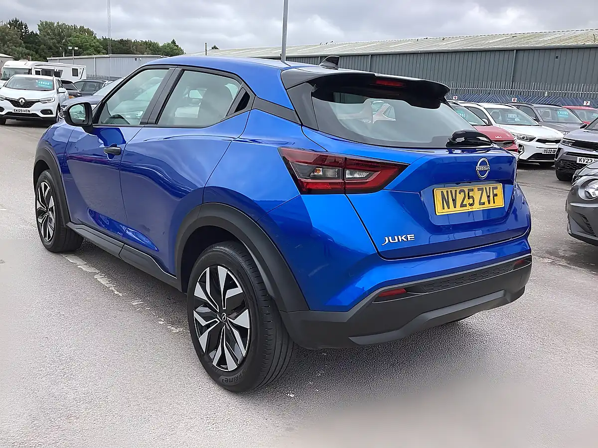 Used 2025 Nissan Juke Acenta Premium Blue - Interior and Exterior details 2